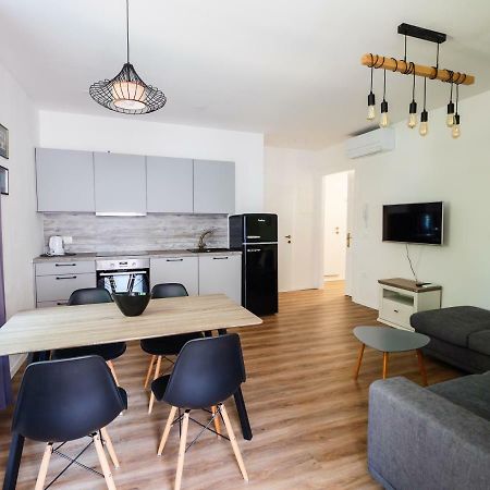 Franckina Hisa Apartment Izola Exterior photo