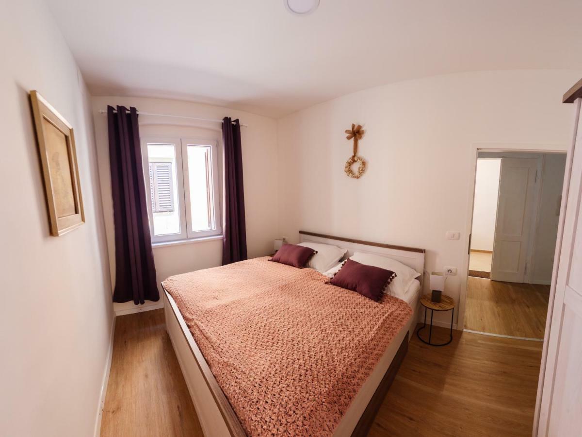 Franckina Hisa Apartment Izola Exterior photo