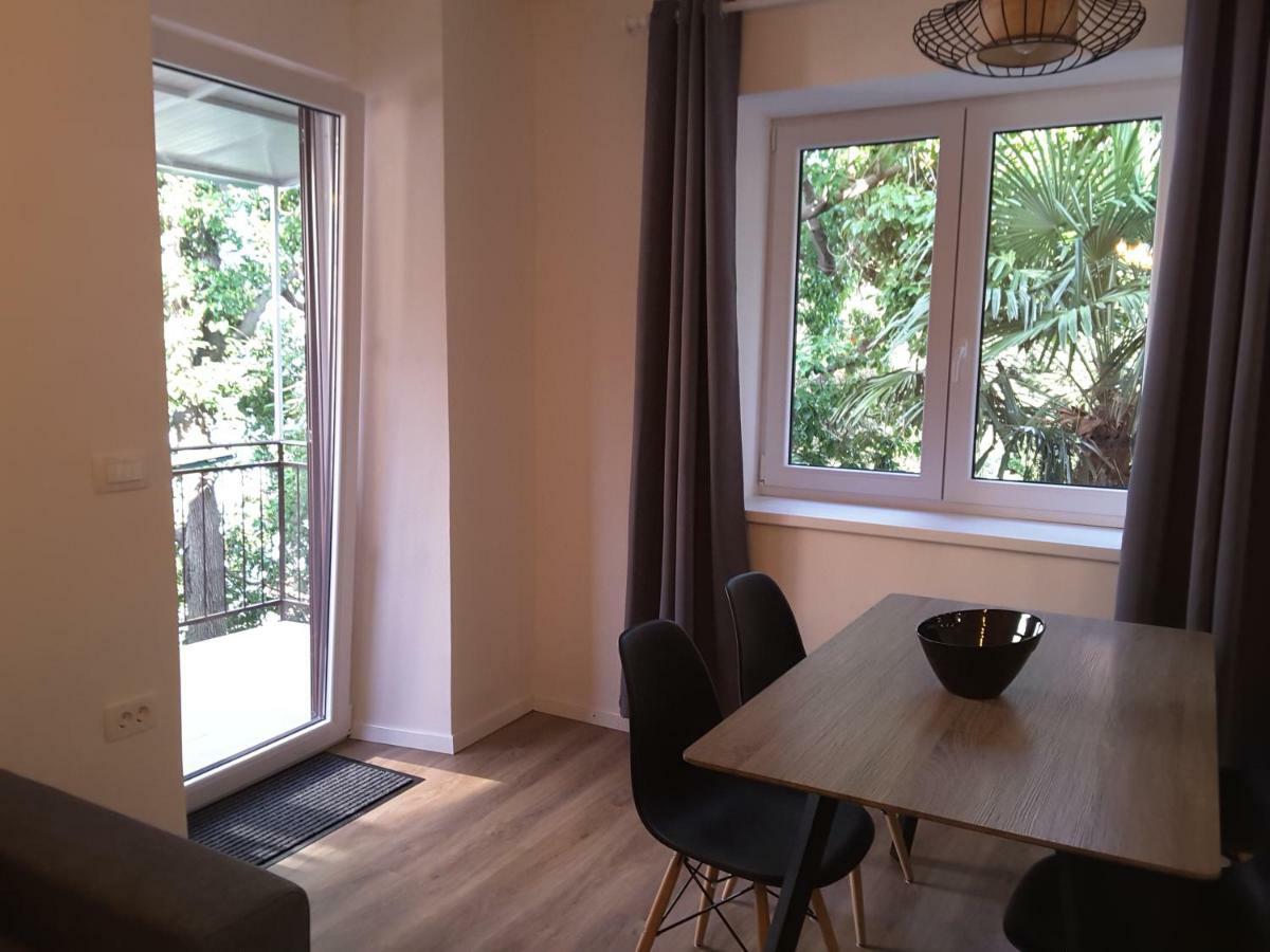 Franckina Hisa Apartment Izola Exterior photo