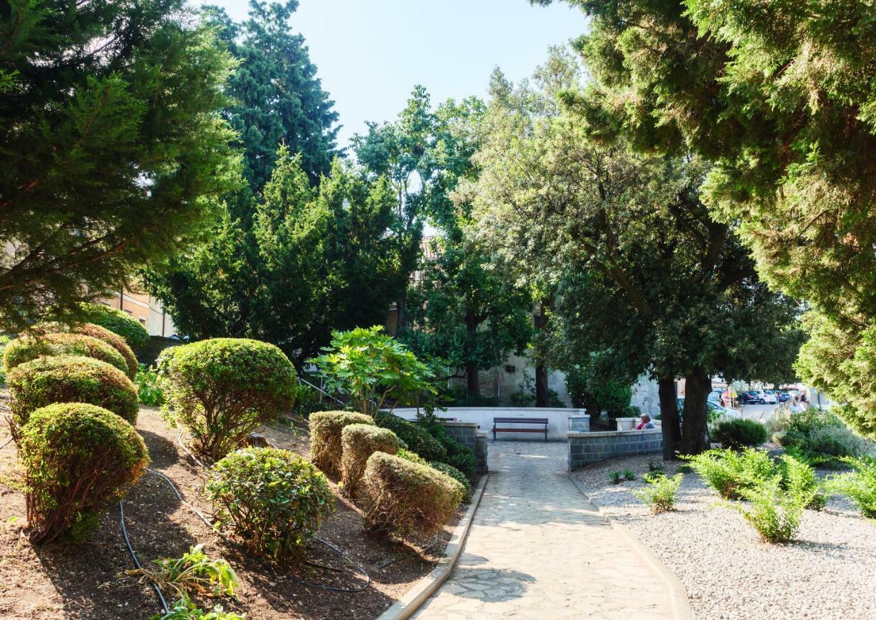 Franckina Hisa Apartment Izola Exterior photo